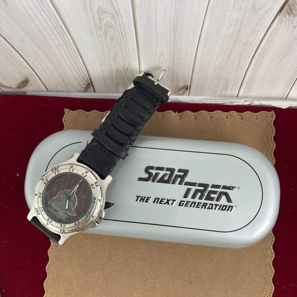 Vintage NEW with Tags Star Trek Next Generation Watch, Pin with Box - Picture 2 of 9